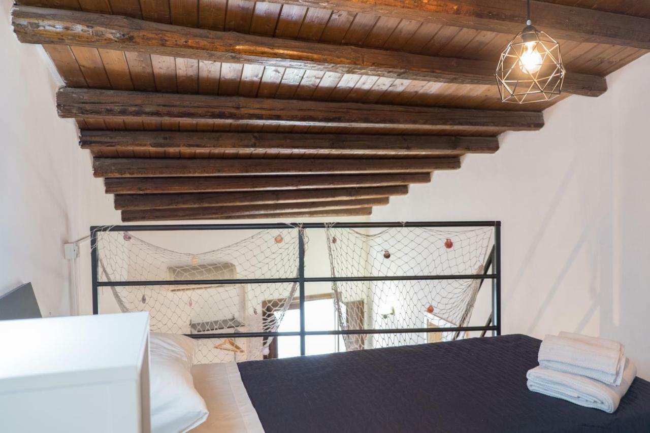 Centro Storico Casa Dell'Orologio Apartman Palermo Kültér fotó
