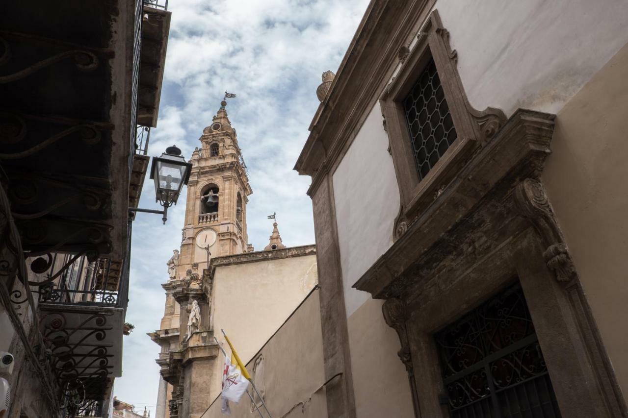 Centro Storico Casa Dell'Orologio Apartman Palermo Kültér fotó