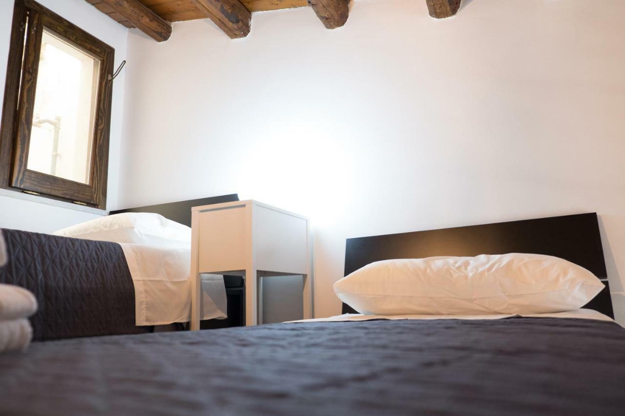 Centro Storico Casa Dell'Orologio Apartman Palermo Kültér fotó