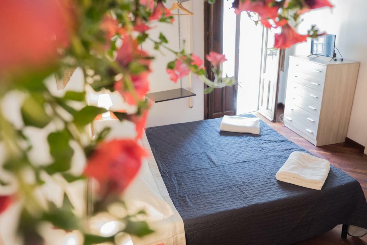 Centro Storico Casa Dell'Orologio Apartman Palermo Kültér fotó